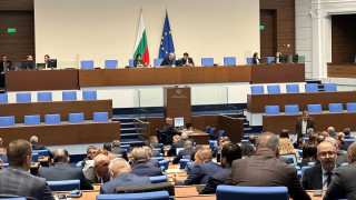 Никола Минчев: Няма договорка за смяна на министри, за замовете решава Денков