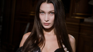 Властите а и не само призовават да си останем вкъщи