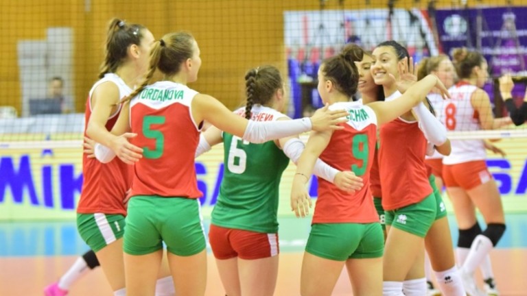 Волейболистките до 18 години загубиха от Русия 1/8-финал на Световното в Египет
