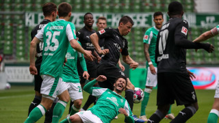 Германските спортни клубове включително тези от футболната Бундеслига ще играят