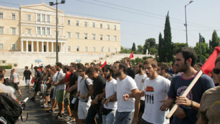 Арестуваха 10 "обезпокоени" гърци 