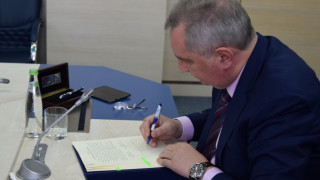 Дмитрий Рогозин който претърпя операция в московска болница за