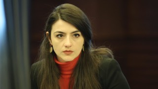 Лена Бориславова: На прага сме на истинско разследване на зависимостите от Пеевски