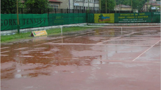    Оспорвана борба в Габрово въпреки дъжда