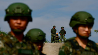 Тайван проведе разговори със САЩ за закупуване на оръжия