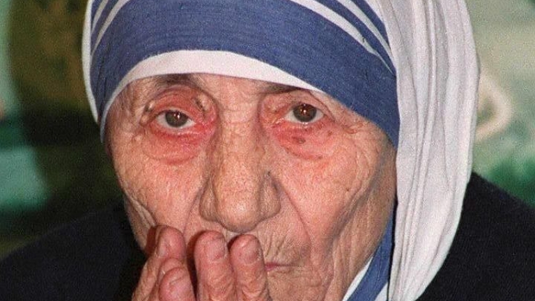 Майка Тереза става светица
