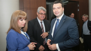 Киберпрестъпниците са навсякъде, обобщи ексшеф на ДАНС