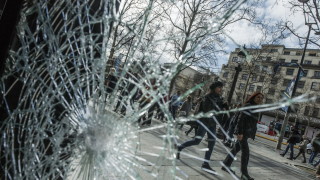 Президентът на Франция Еманюел Макрон обяви че жълтите жилетки искат