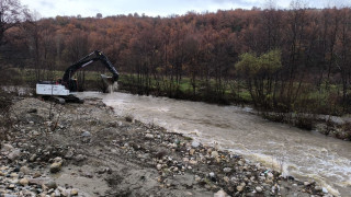 След обилните валежи: Обстановката се нормализира, нивата на реките остават под наблюдение