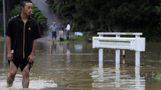 Наши чорапи топлят пострадали пенсионери в Япония
