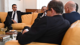 Луиджи ди Майо подаде оставка като лидер на съуправляващото Движение