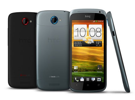 4,3-инчовият HTC One S вече и у нас