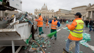 Италия заплашена от санкции на ЕС заради боклуци по улиците на Рим