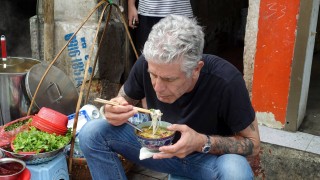 Антъни Бурдейн вдъхнови пътуване из Виетнам