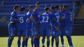 Група от 18 футболисти определи треньорът на Левски Станимир