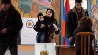 Арменците избират президент