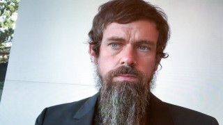 Главният изпълнителен директор на Twitter Джак Дорси защити решението на