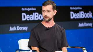 Джак Дорси управлява и Twitter и Square без да