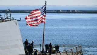 САЩ: Няма свалени американски самолети в Персийския залив