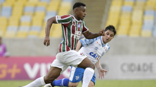 Първото попълнение на ПСЖ през зимата ще бъде бразилския халф