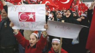 Десетки хиляди в Турция на протестите срещу папската визита