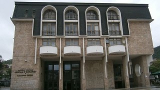 Благоевград остава без Камерна опера?