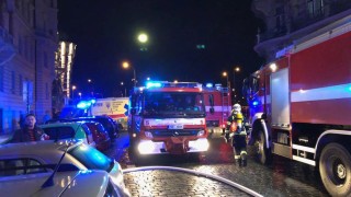Най малко двама души са загинали при пожар в хотел