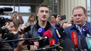 Московски съд отмени присъдата на актьора Павел Устинов Съдът му