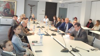 С 1.7 млн. лв. БСК и КНСБ връщат пенсионерите на пазара на труда