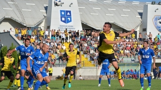 Ботев потегли с група от 20 футболисти за Бургас