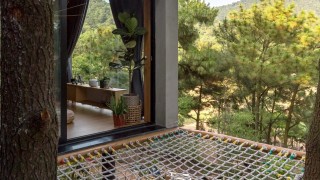 Ваканционен дом с „тераса“ от въжета