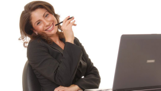 В София са най-високи заплатите и разходите