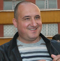 Брат Галев събра подписите за изборите