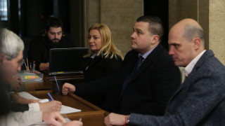 Представители на Има такъв народ входираха документите за регистрация на