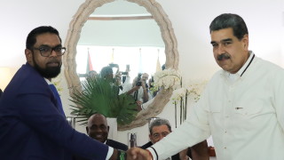 Президентите на Венецуела и Гвиана Николас Мадуро и Ирфаан Али
