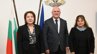 МОН възнамерява да възобнови обмяната на студенти и учени с