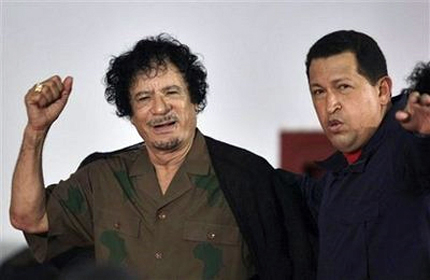 Чавес и ексшеф на ЦРУ бранят Кадафи