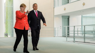 Канцлерът на Германия Ангела Меркел и премиерът на Унгария Виктор