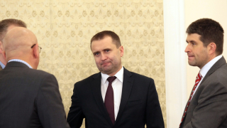 Промени предвиждат таксата за битови отпадъци да е за три услуги