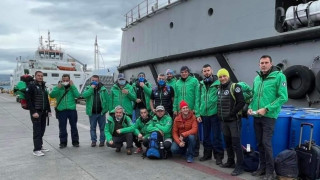 Буря в океана отложи дебаркирането на антарктиците ни на о в