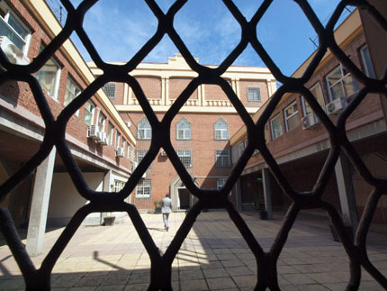 Арестуваха началника на склада в затвор София