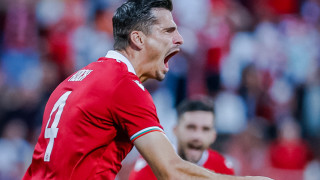 Защитникът на ЦСКА Мено Кох почти сигурно ще носи червената