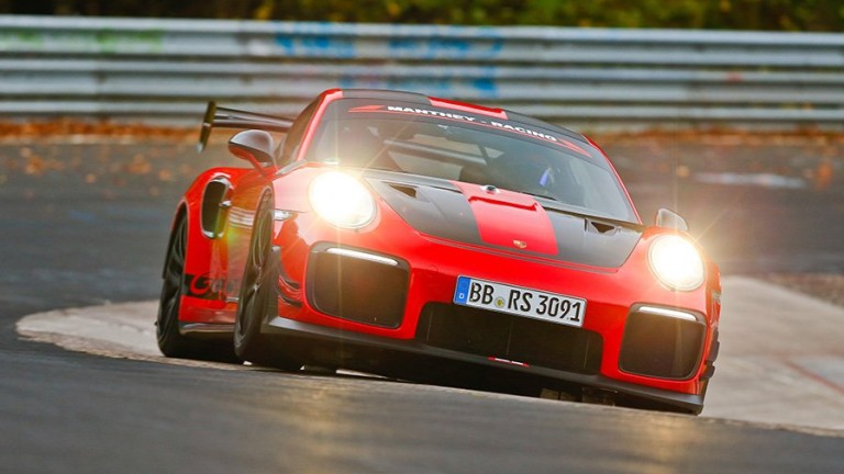 Porsche постави нов рекорд на Нюрбургринг (ВИДЕО)
