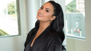 Какво е подготвило Деми Ловато за социалната изолация