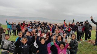 Жители на бургаския кв Горно Езерово излязоха днес за да