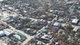  Жертвите на тайфуна във Филипините надвишиха 200 