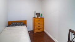 По 5 кв. м на човек: Еднофамилни къщи в Полша се превърнаха в работнически общежития и носят &euro;56 000 на месец