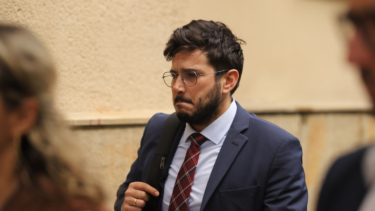 Кирил Симеонов, депутат от Има такъв народ, се разграничи от