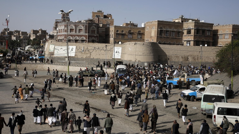 Йеменските хуси са отложили освобождаването на около 100 затворници, принадлежащи