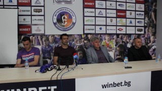 Ръководството на Етър представи новия старши треньор на клуба Росен Кирилов